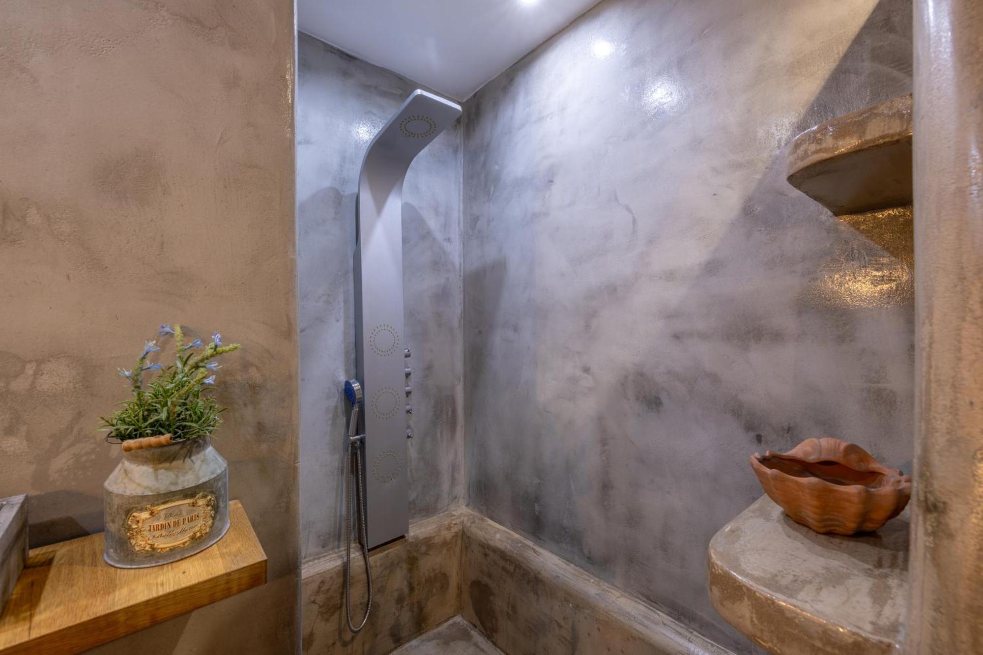 Elysian Bliss By Infox Suites Thessaloniki Exterior photo